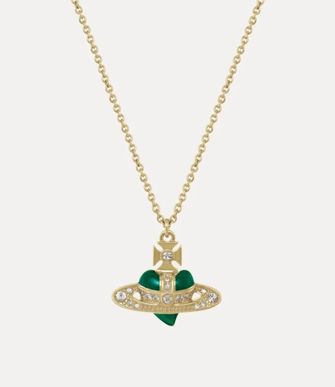 Nuova collana con pendente a cuore con diamanti