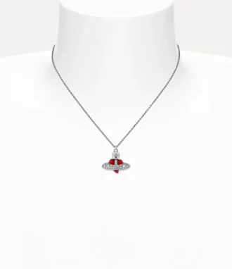 Nuova collana con pendente a cuore con diamanti