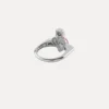 Nuovo anello con cuore di diamanti